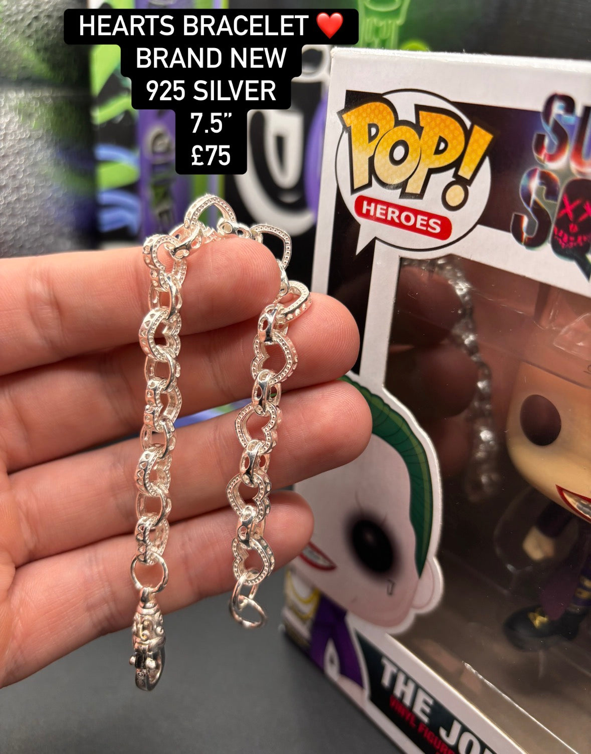 Silver hearts bracelet 7.5”